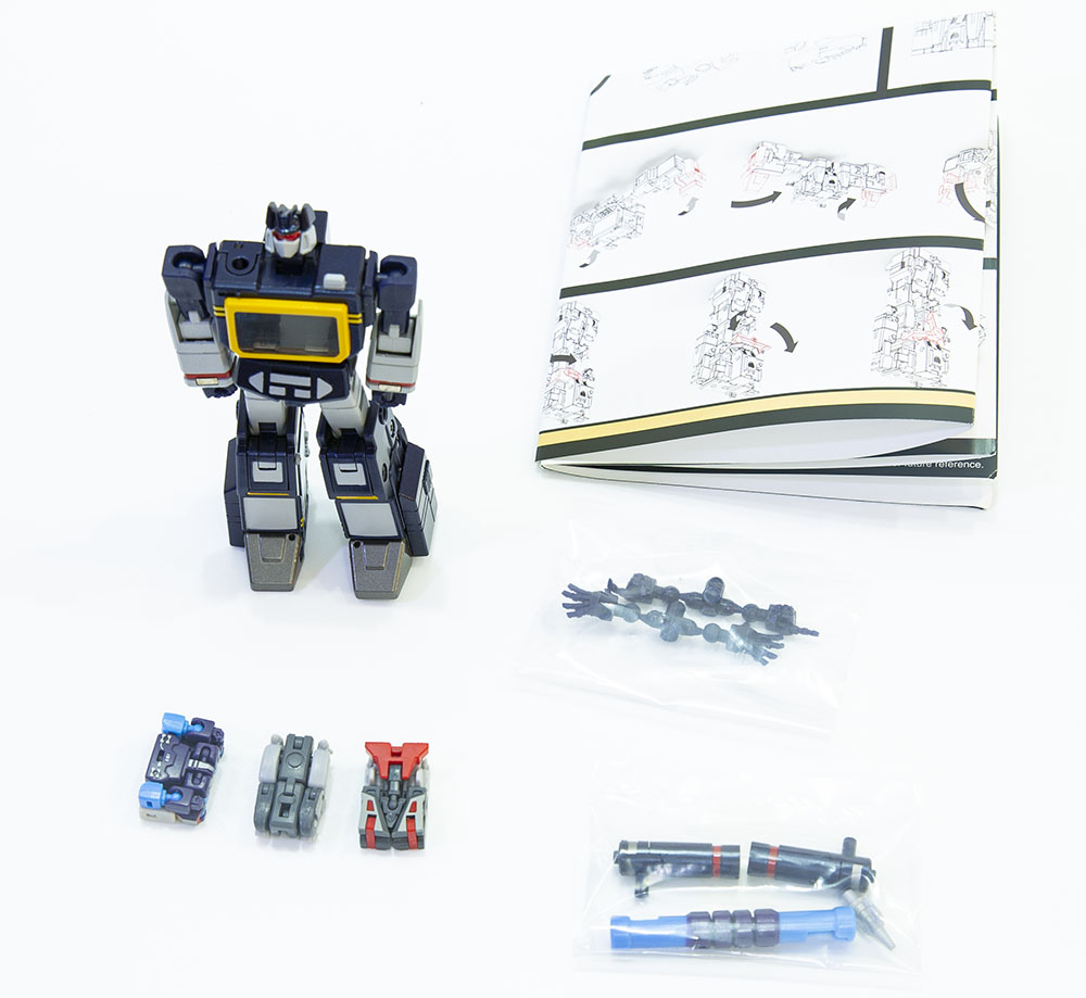 New Newage toy NA H21 Scaramanga Soundwave G1 Version Action