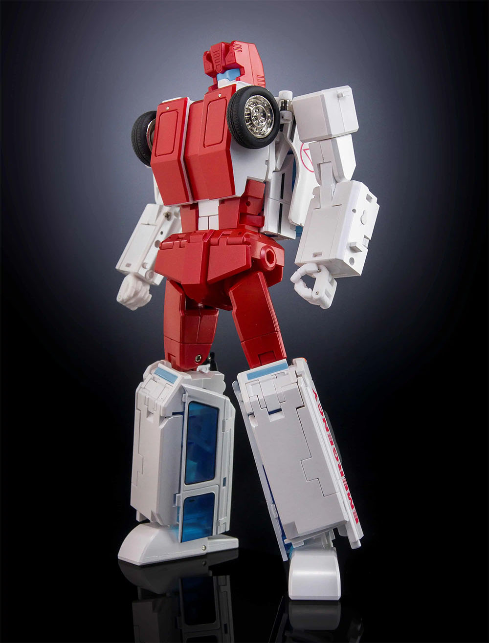 X-Transbots MX-31 MX31 First Aid Doctor Paragon Defensor Action