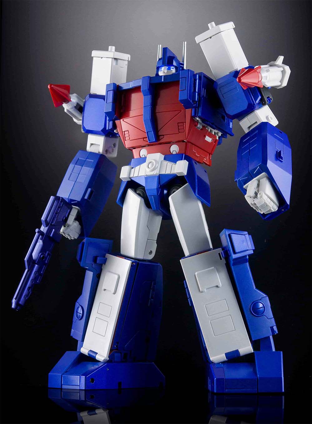X-Transbots MX-22M City Commander Stack Ultra Magnus Metallic