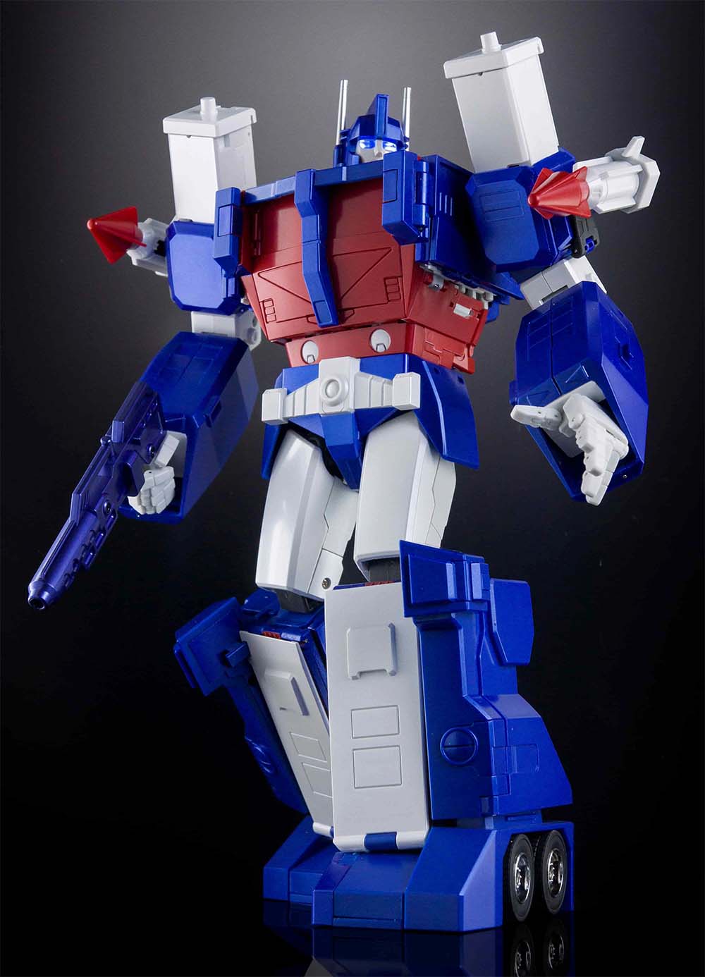 X-Transbots MX-22M City Commander Stack Ultra Magnus Metallic